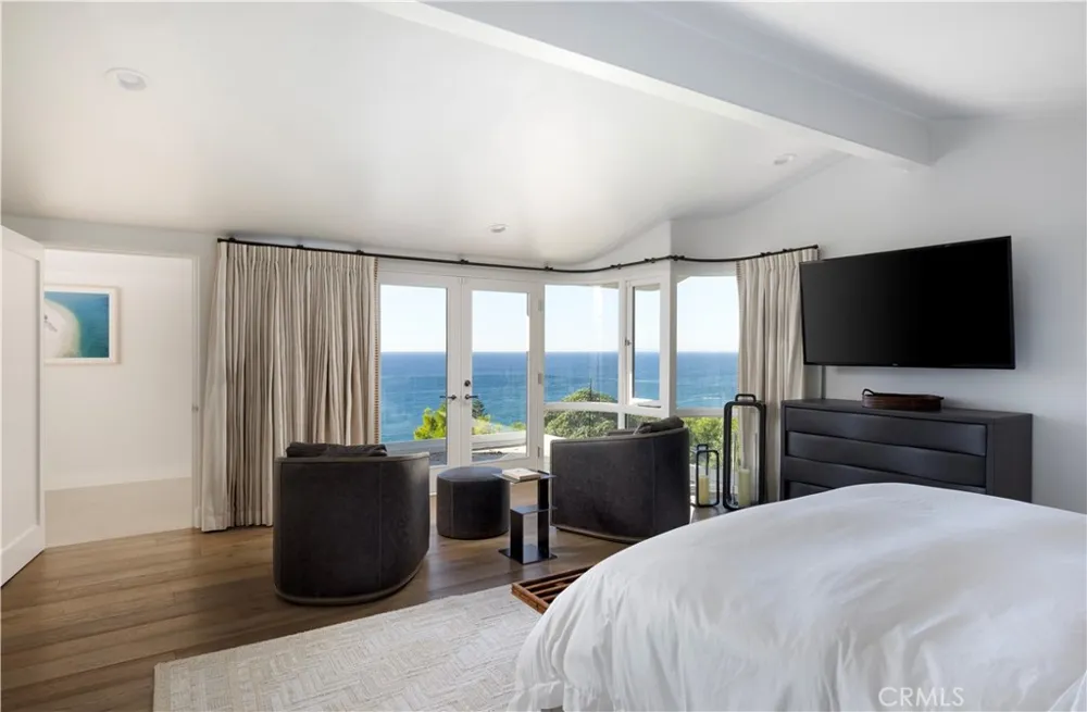 52 Portola Laguna Beach, CA 92651