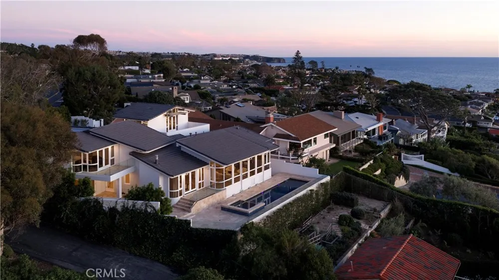 52 Portola Laguna Beach, CA 92651