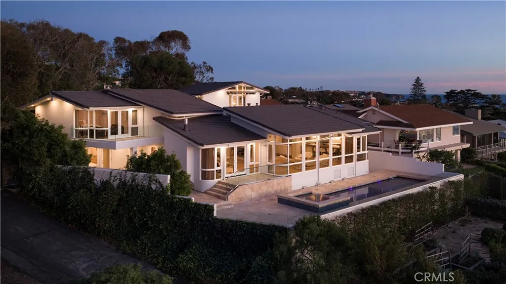 52 Portola Laguna Beach, CA 92651