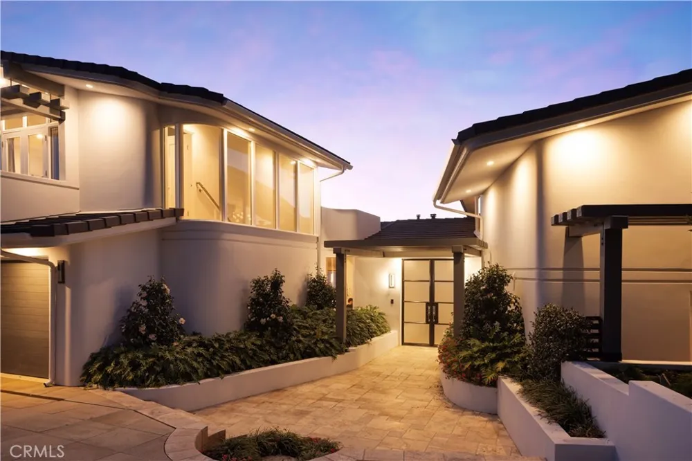 52 Portola Laguna Beach, CA 92651