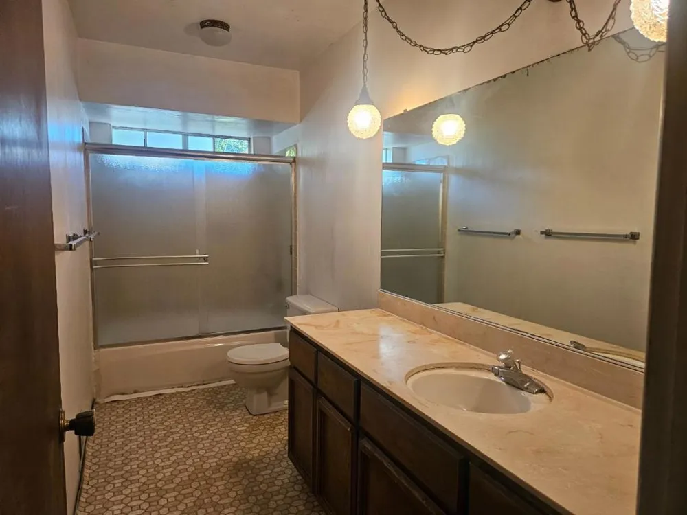 1527 Pleasant Hill Road Lafayette, CA 94549