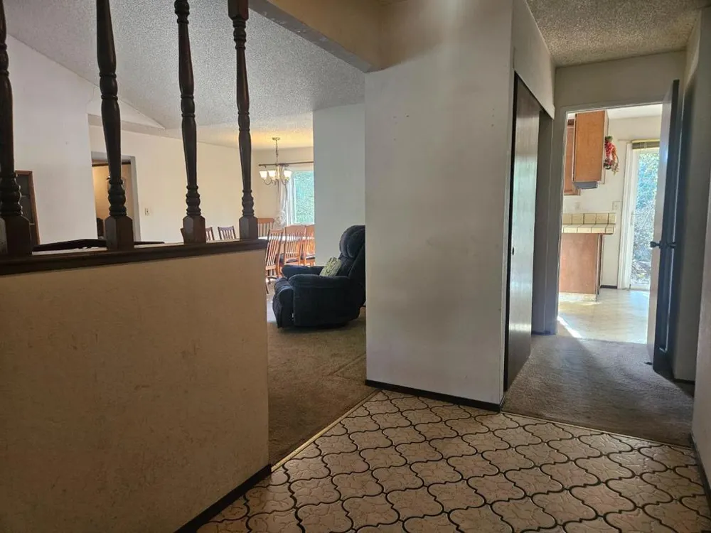1527 Pleasant Hill Road Lafayette, CA 94549