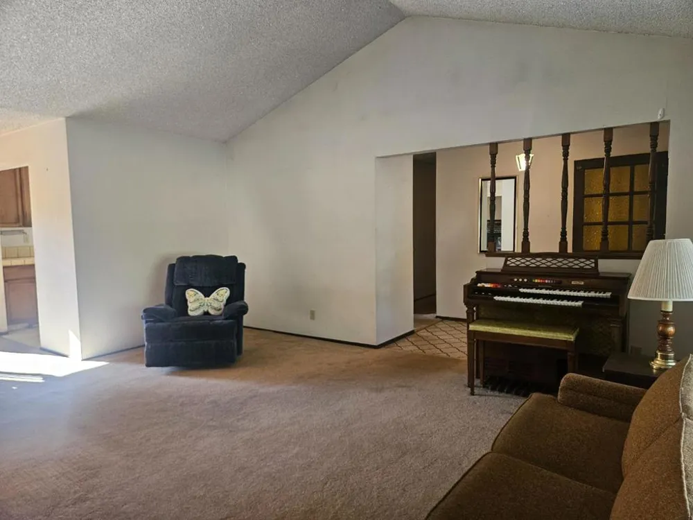 1527 Pleasant Hill Road Lafayette, CA 94549