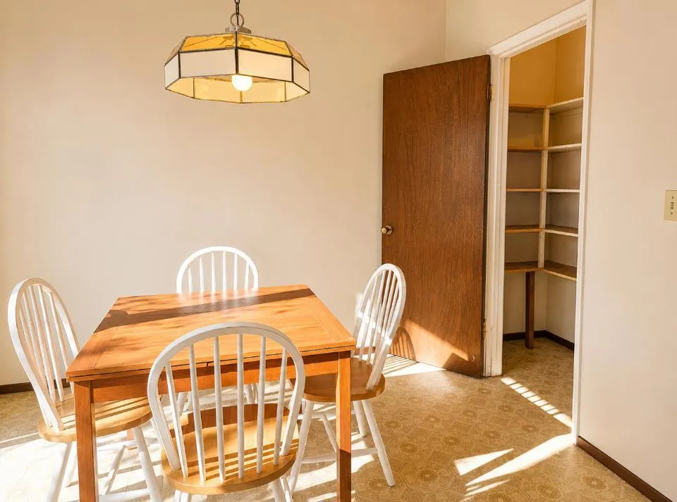 1527 Pleasant Hill Road Lafayette, CA 94549
