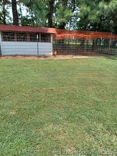 468145 648 ROAD Watts, OK 74964