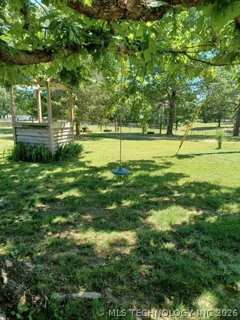 468145 648 ROAD Watts, OK 74964