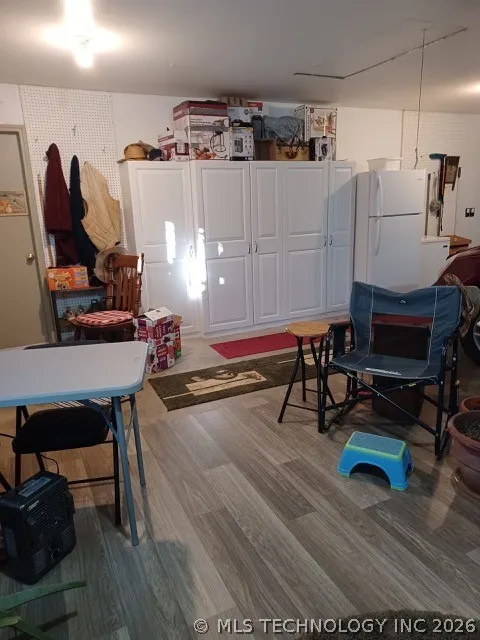 468145 648 ROAD Watts, OK 74964