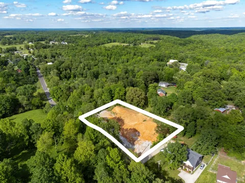 1220 Taylor Town Rd