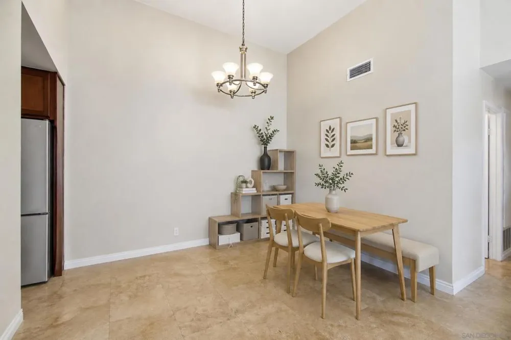 387 Deerfield Ave #77 Irvine, CA 92606