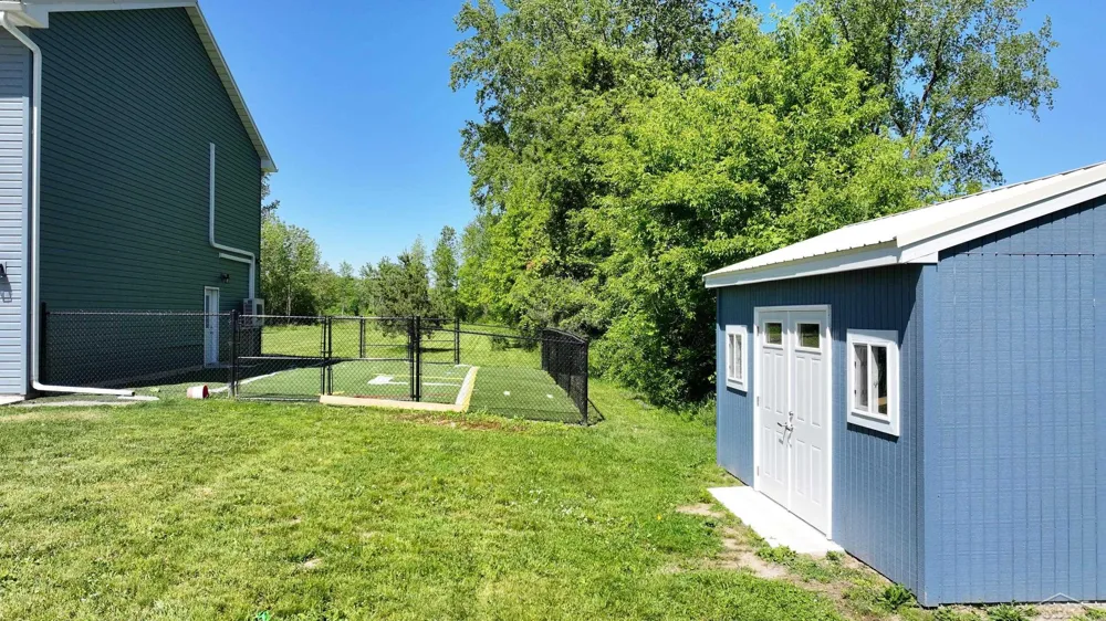6785 Michigan Road Kochville Township, MI 48604