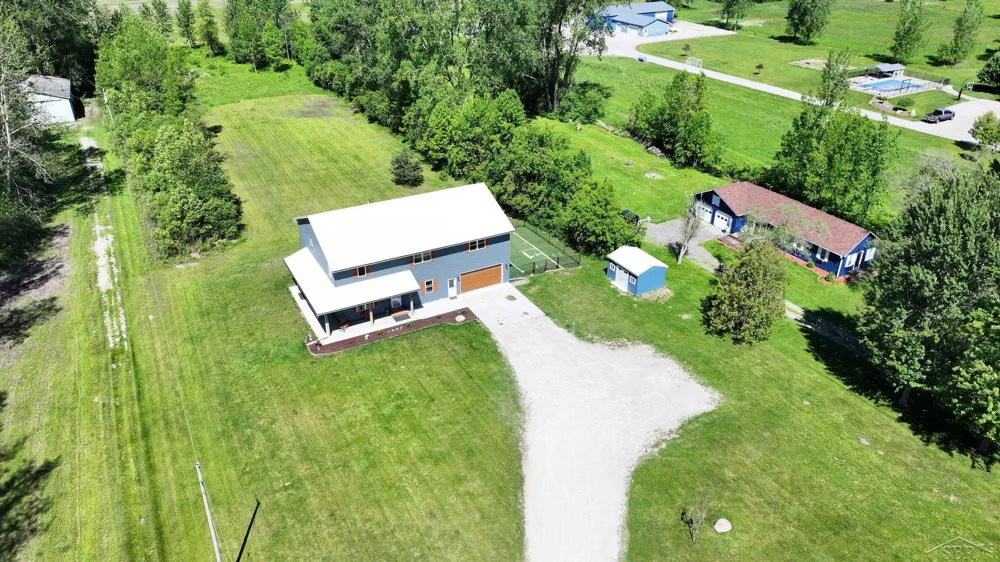 6785 Michigan Road Kochville Township, MI 48604