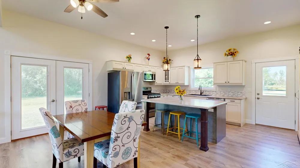 6785 Michigan Road Kochville Township, MI 48604