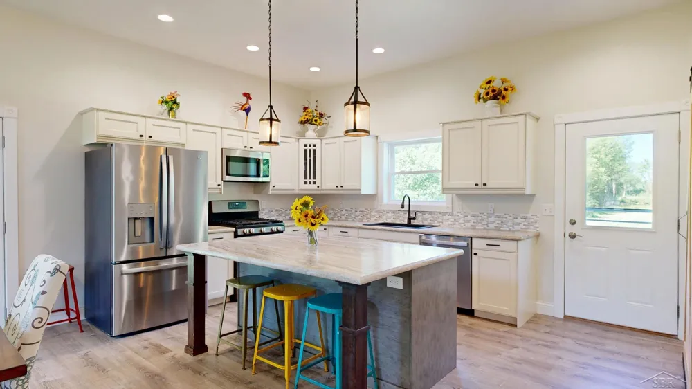 6785 Michigan Road Kochville Township, MI 48604