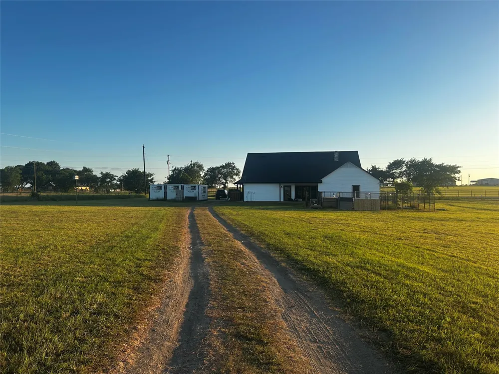 2000 County Road 1123 Godley, TX 76044
