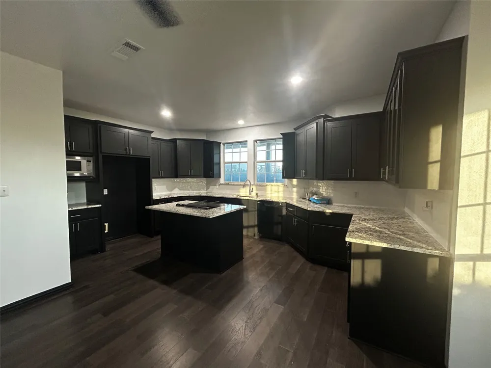 2000 County Road 1123 Godley, TX 76044