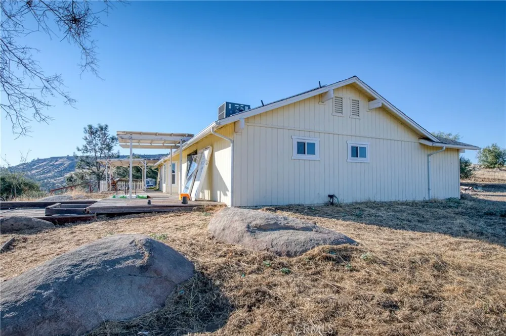 24620 Auberry Road Clovis, CA 93619