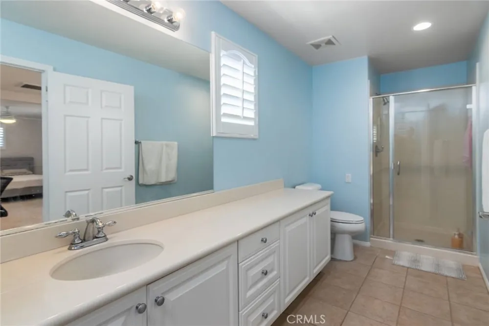 23734 Mahogany Court Valencia, CA 91354