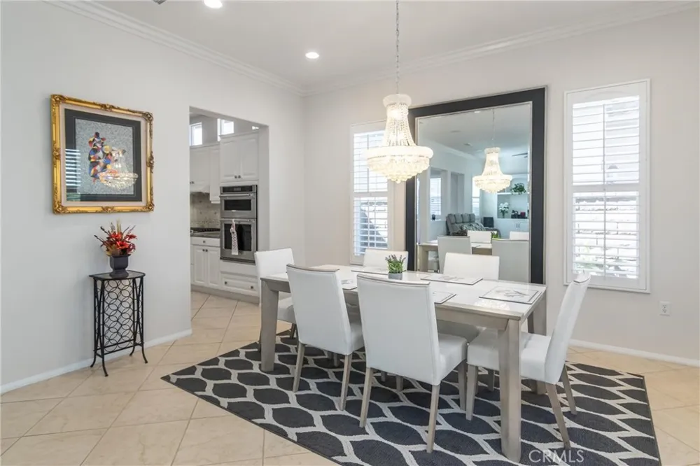23734 Mahogany Court Valencia, CA 91354