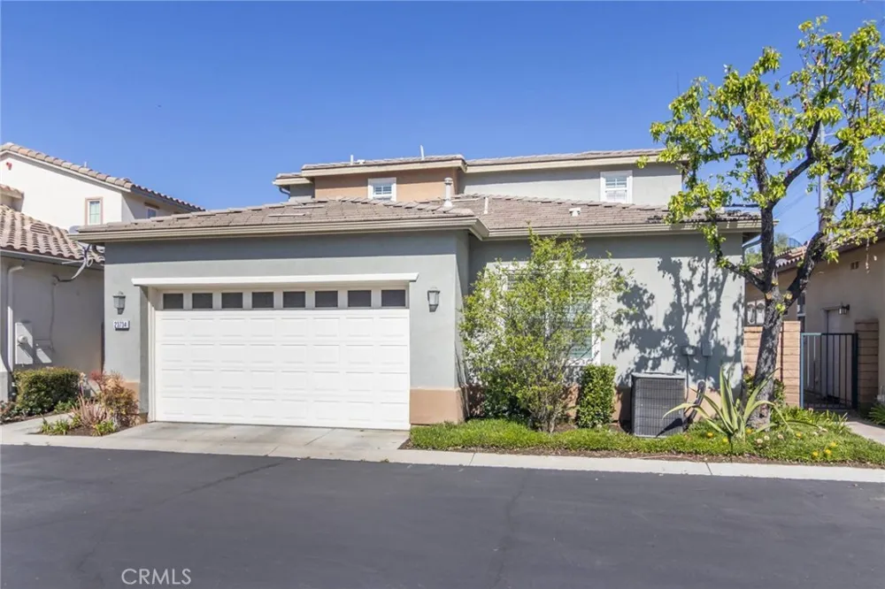 23734 Mahogany Court Valencia, CA 91354