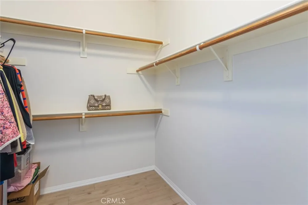 23734 Mahogany Court Valencia, CA 91354