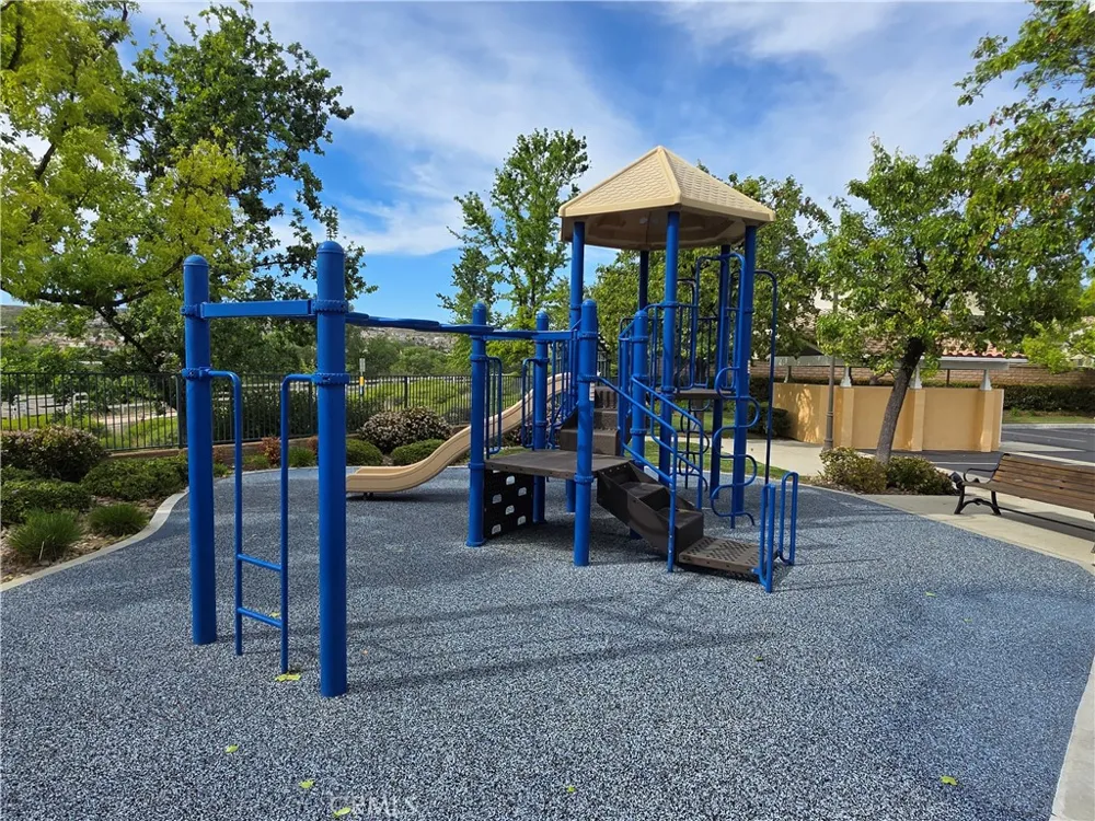 23734 Mahogany Court Valencia, CA 91354