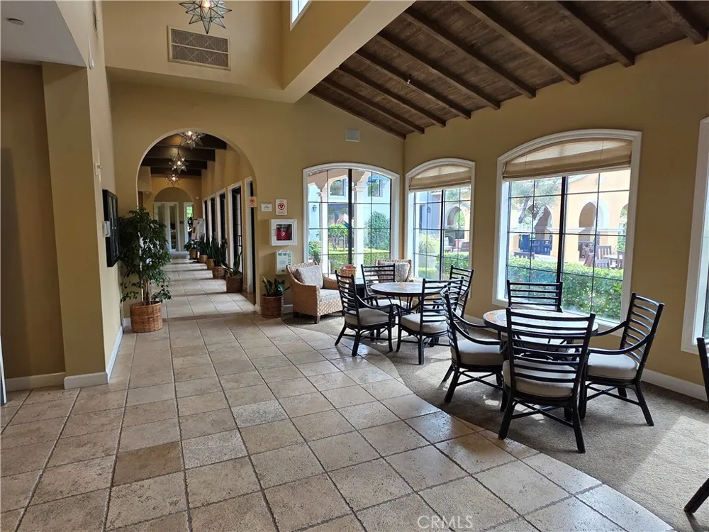23734 Mahogany Court Valencia, CA 91354