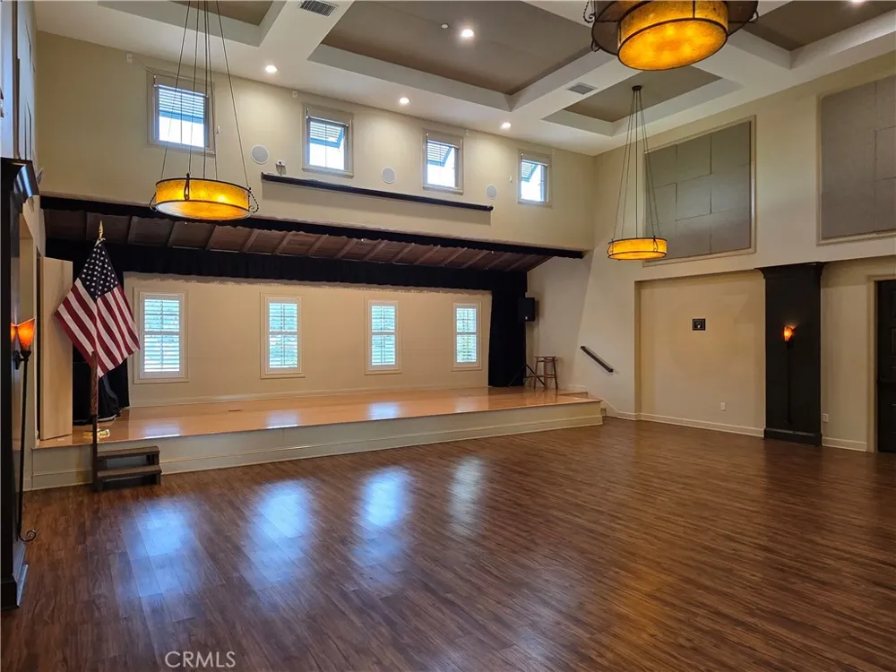 23734 Mahogany Court Valencia, CA 91354