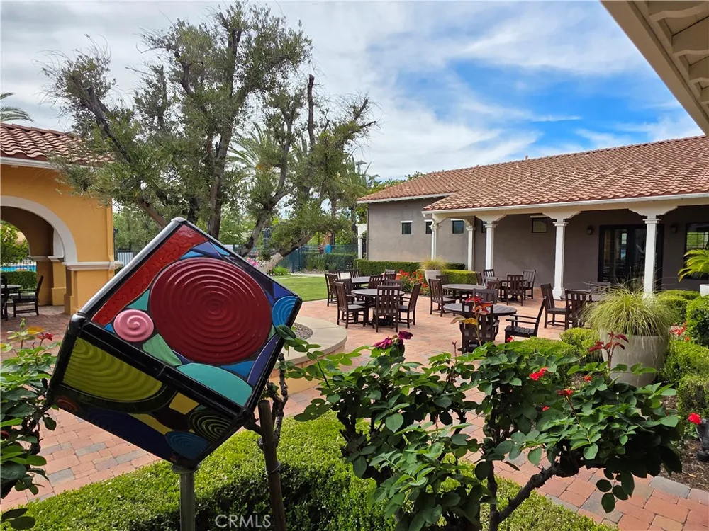 23734 Mahogany Court Valencia, CA 91354