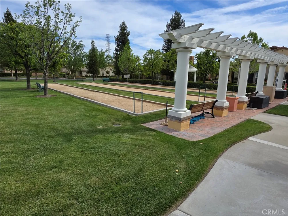 23734 Mahogany Court Valencia, CA 91354