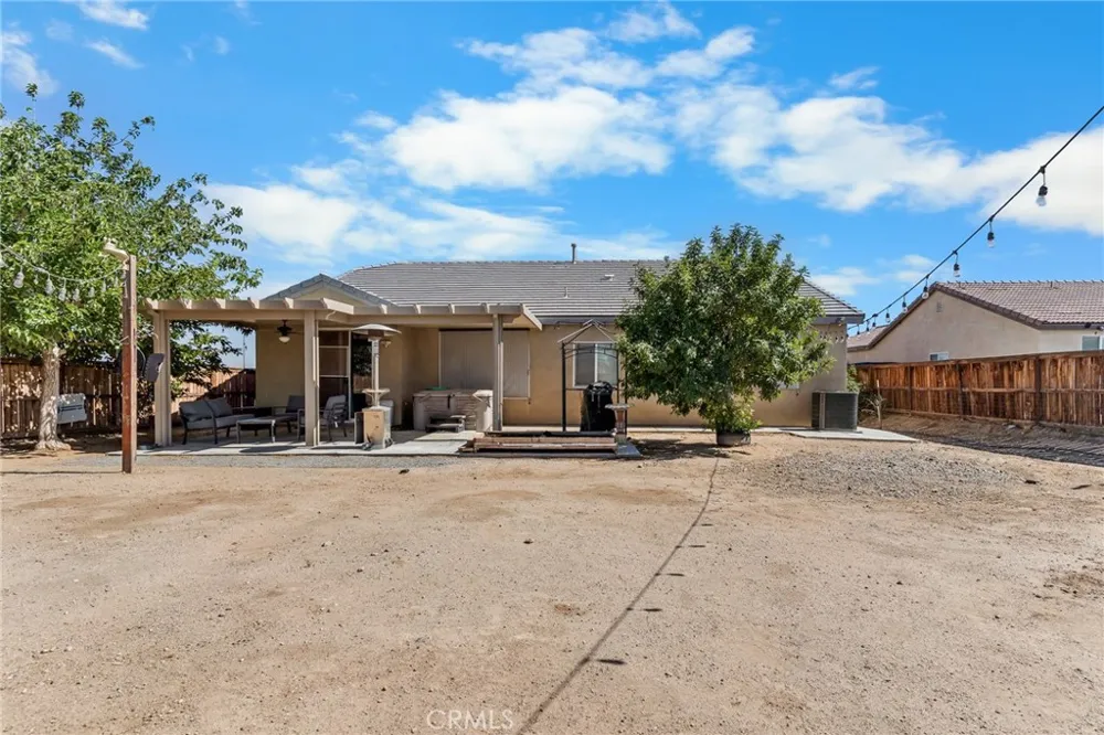 13998 Old Mill Victorville, CA 92394