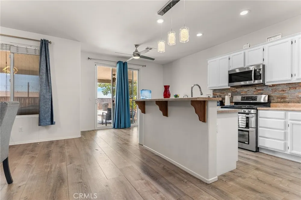 13998 Old Mill Victorville, CA 92394