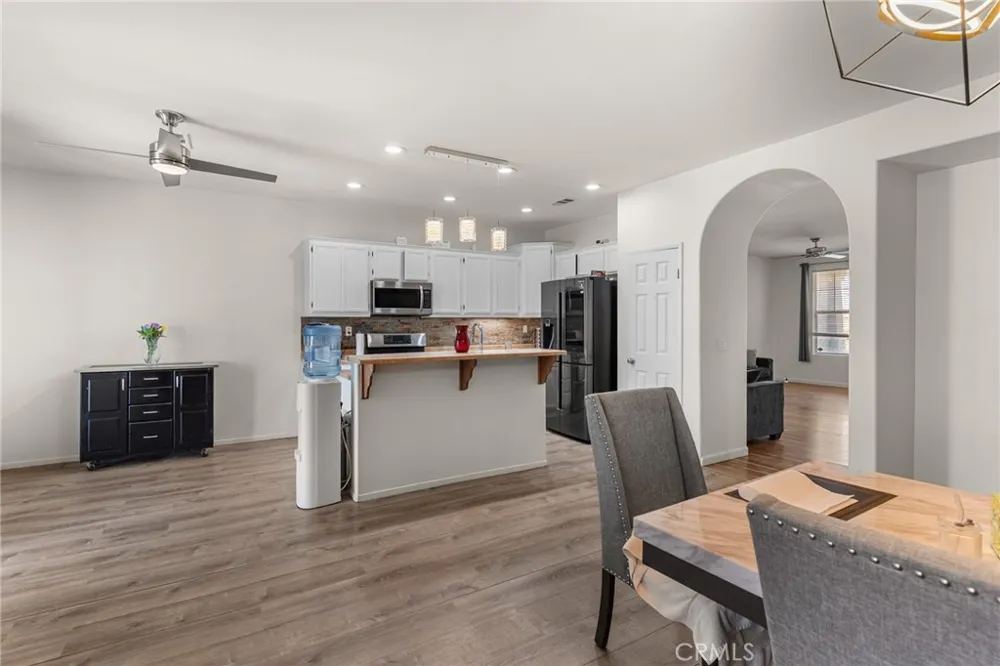 13998 Old Mill Victorville, CA 92394