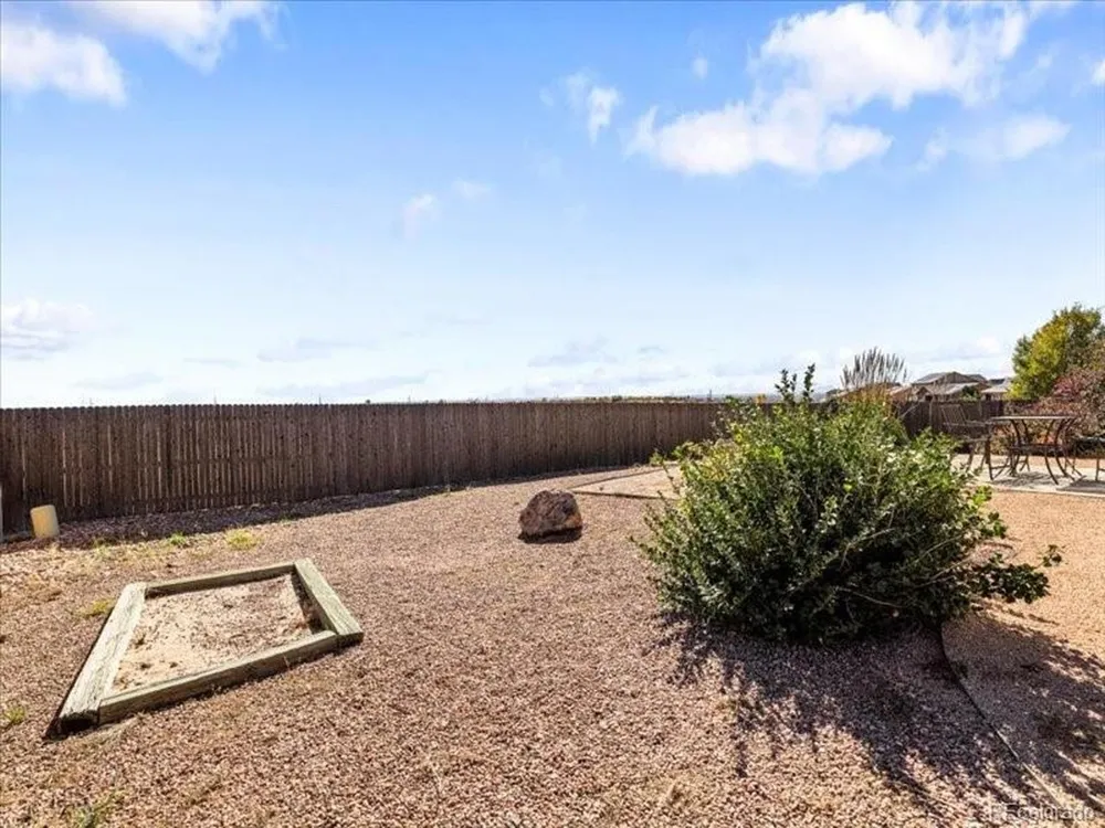 5824 Mark Twain Lane Pueblo, CO 81008