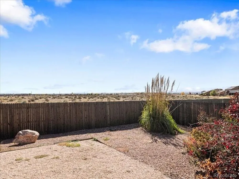 5824 Mark Twain Lane Pueblo, CO 81008