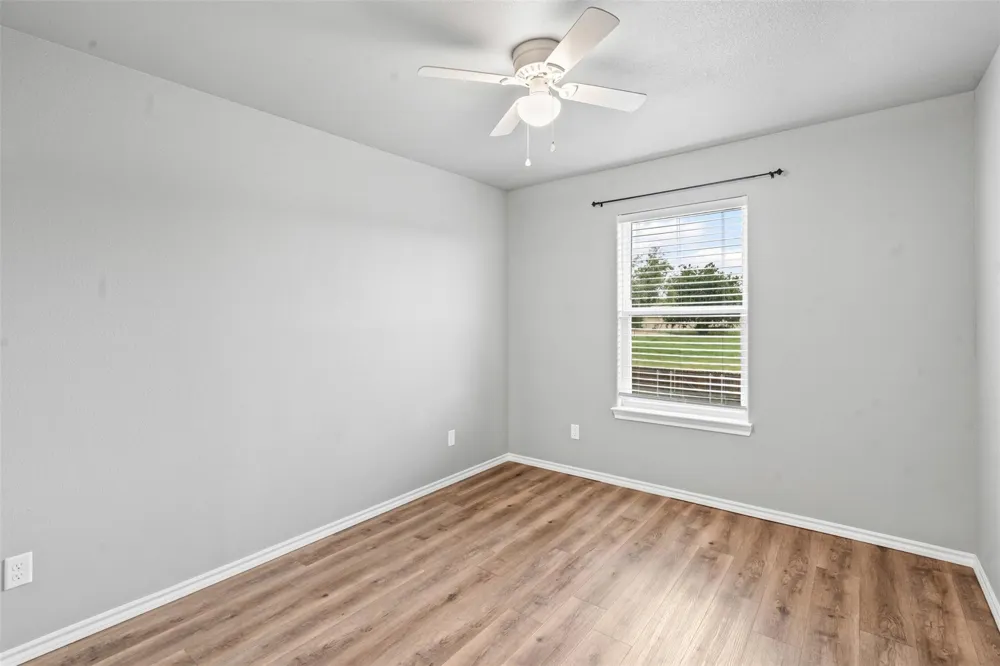 133 Abbey Park Court Granbury, TX 76049