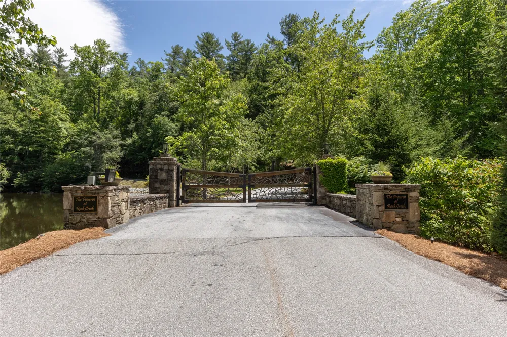 14 W Whitetail Drive Sapphire, NC 28774