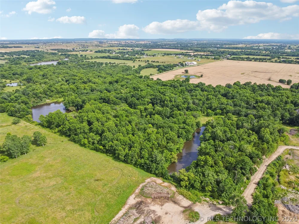 280 ROAD Morris, OK 74445