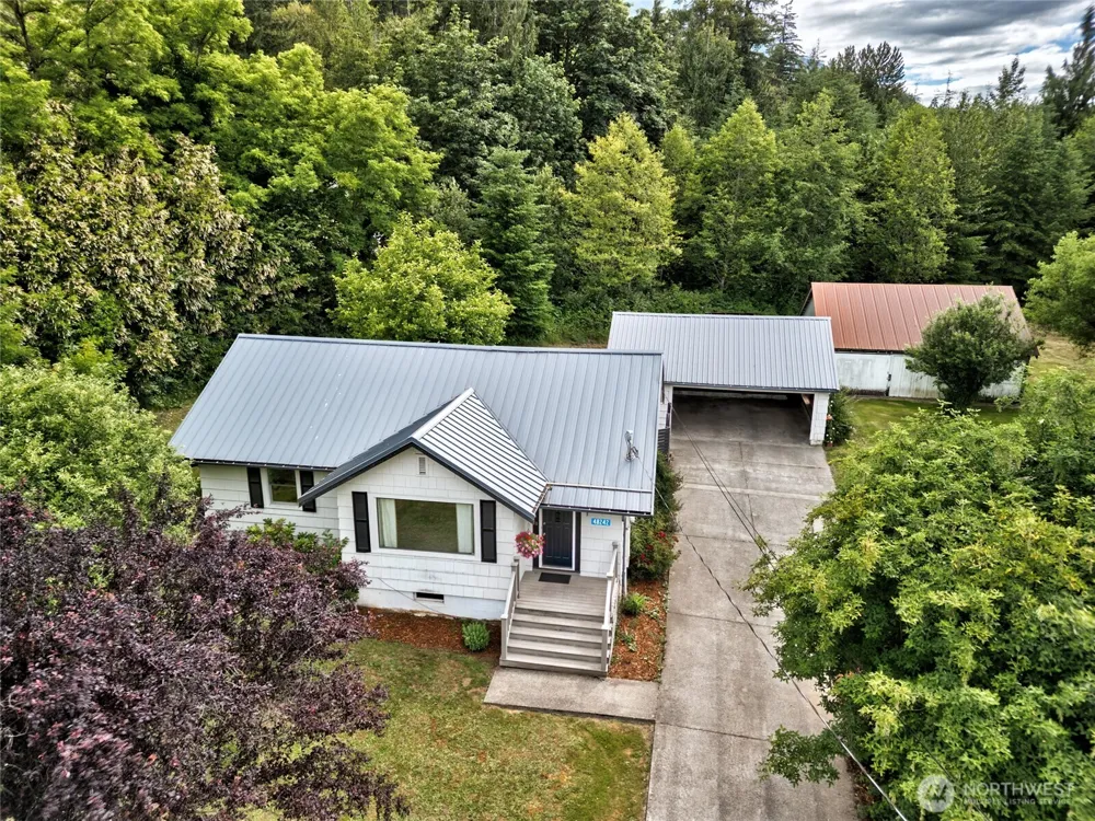 48242 Moen Road Concrete, WA 98237
