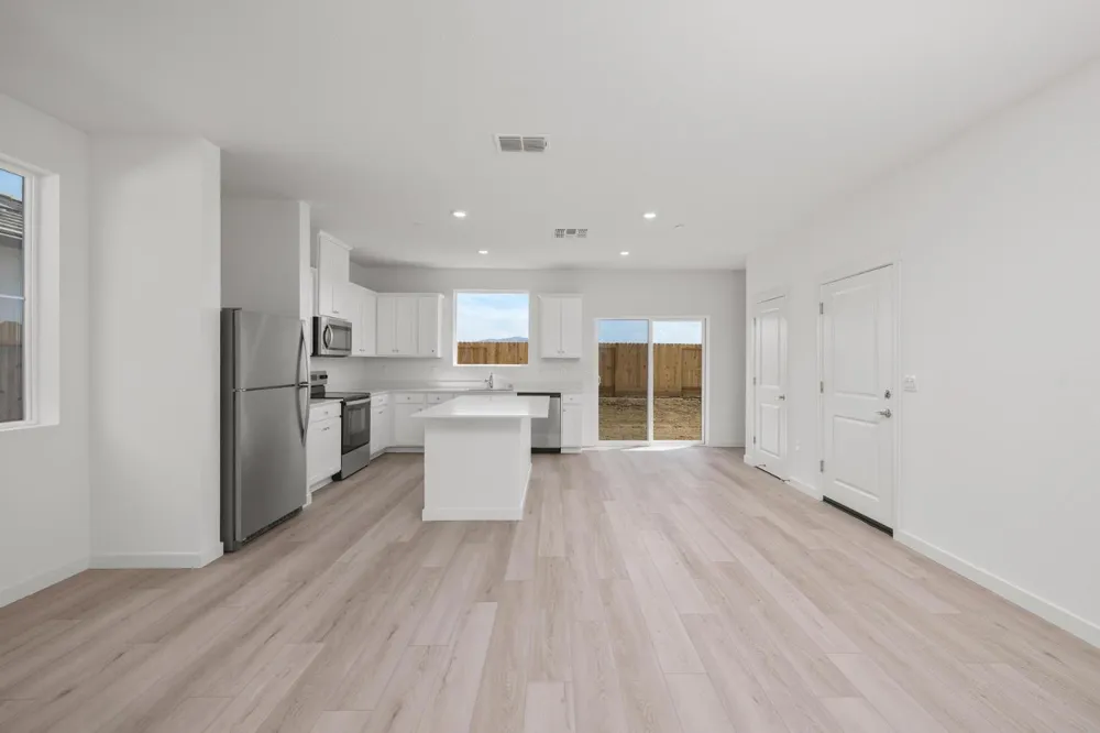 809 Helmsley Lane Patterson, CA 95363