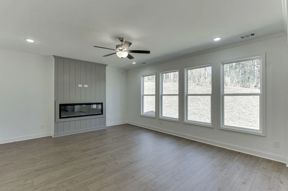 979 Lakeview Commerce, GA 30529