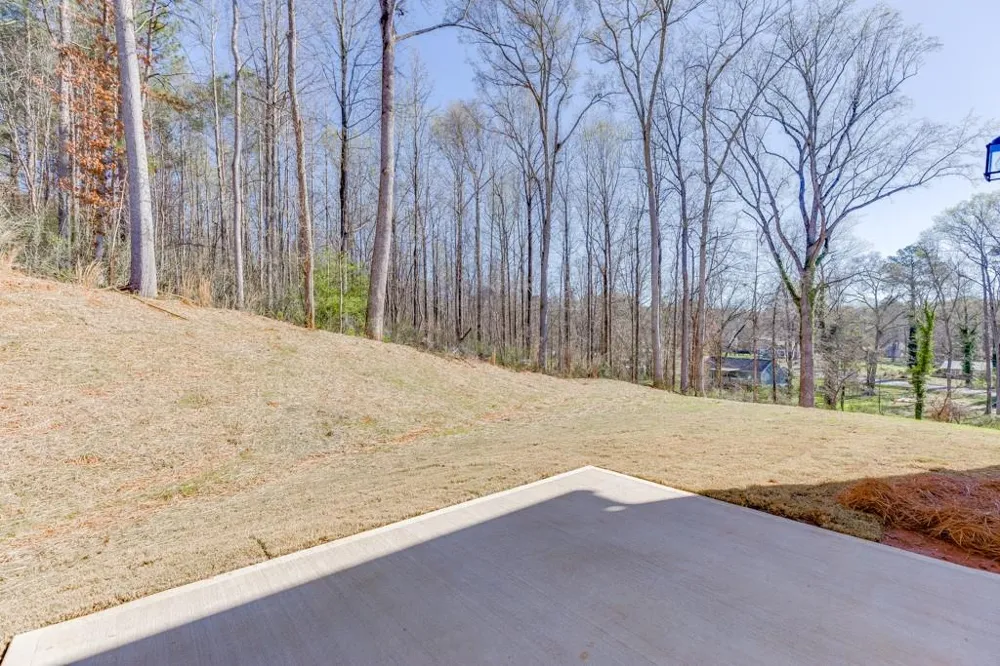 979 Lakeview Commerce, GA 30529