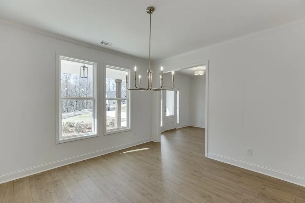 979 Lakeview Commerce, GA 30529