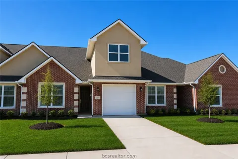 2002 Reagan Court