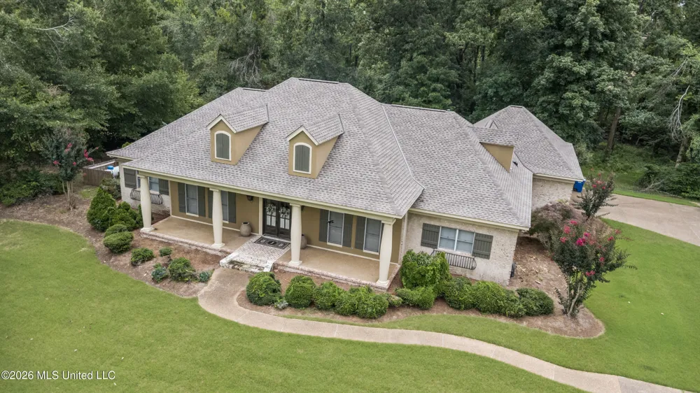 370 Deer Run Batesville, MS 38606