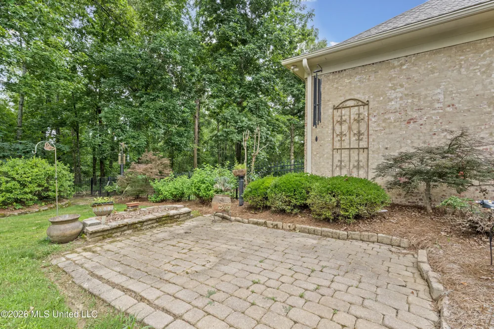 370 Deer Run Batesville, MS 38606