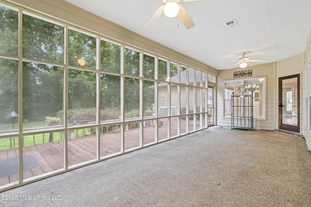 370 Deer Run Batesville, MS 38606