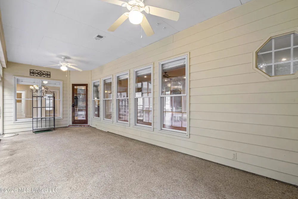 370 Deer Run Batesville, MS 38606
