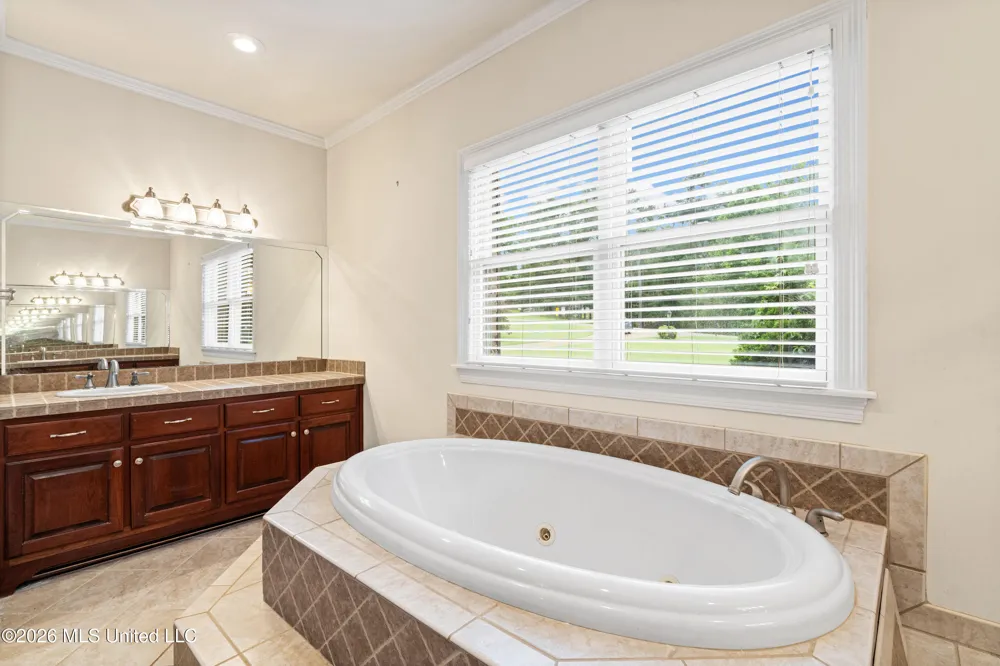 370 Deer Run Batesville, MS 38606