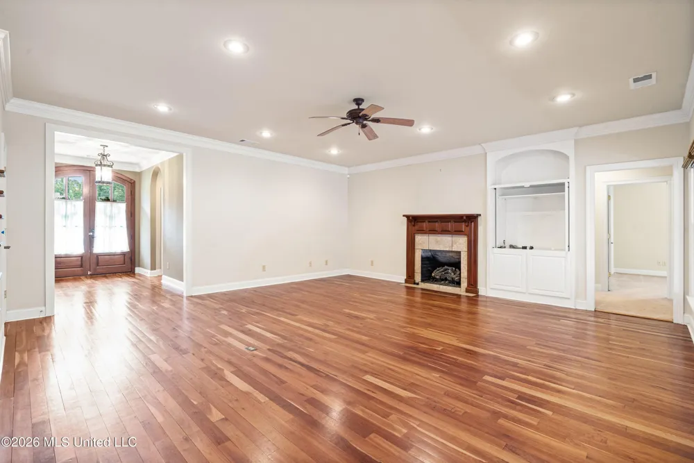 370 Deer Run Batesville, MS 38606