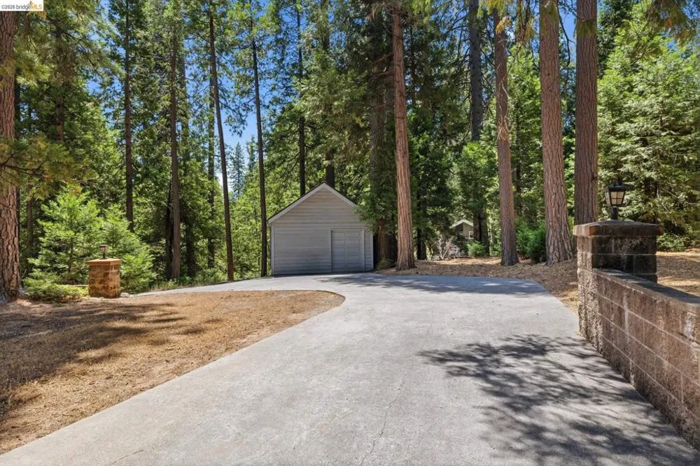 19903 Forest Vista Drive Twain Harte, CA 95383
